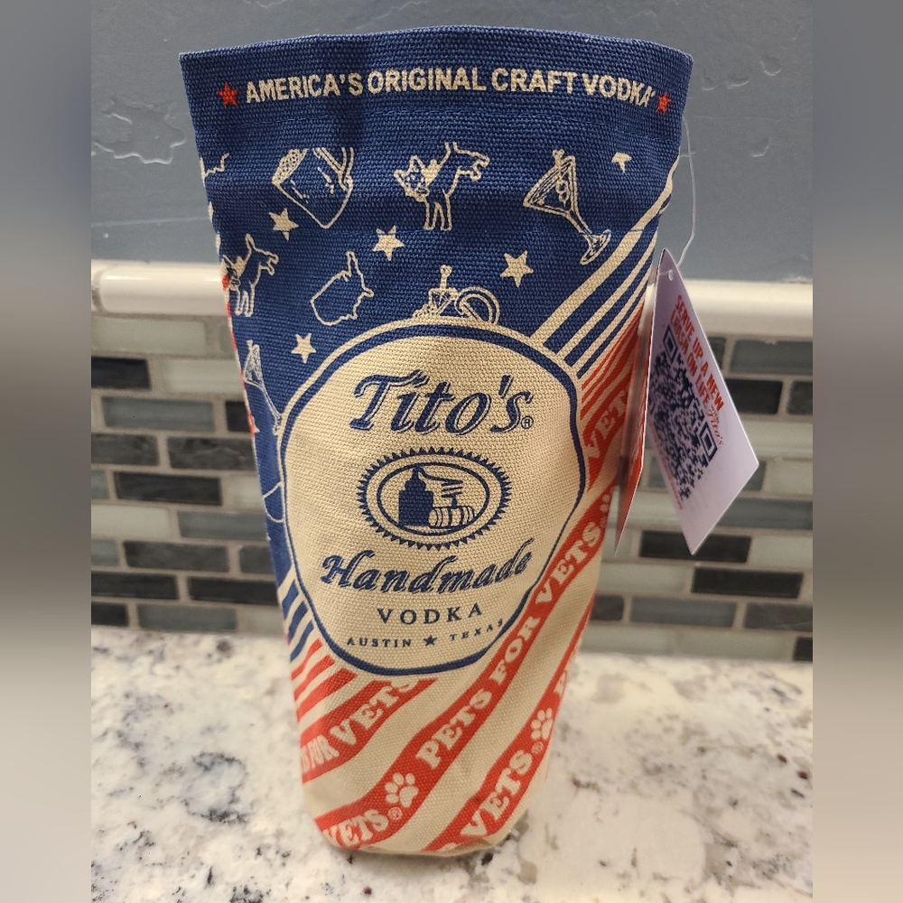 Tito's Handmade Vodka PETS for VETS Bag
